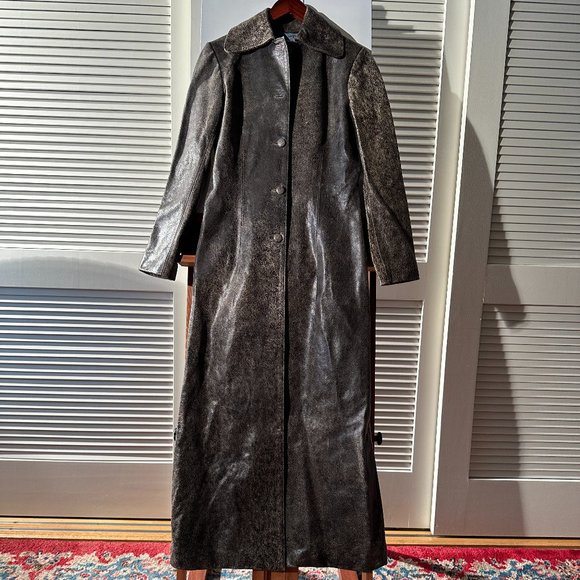 Tailored Crinkled Leather Trench Coat meticulously curated for tall folks S
